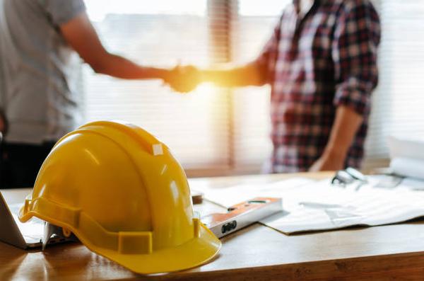 Red Flags to Watch for When Hiring a Construction Contractor