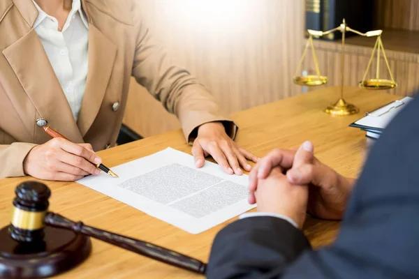 Personal Injury Attorneys Explain What to Expect in a Deposition